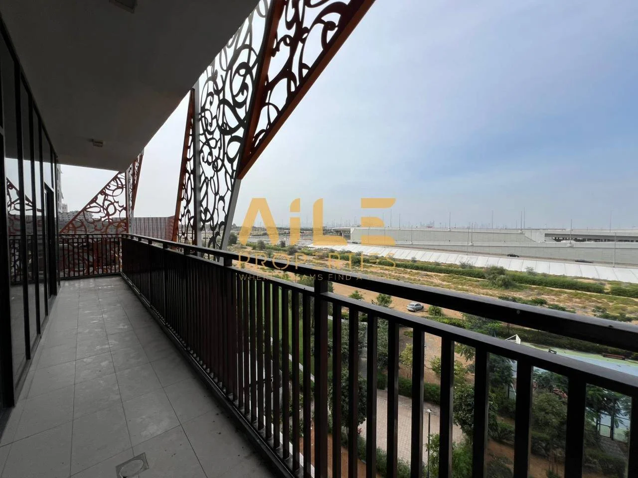 Spaces 2BHK / Bright Unit / Dubai Skyline View / Park Facing  by  Binghatti in National Bonds Jewels, Dubai