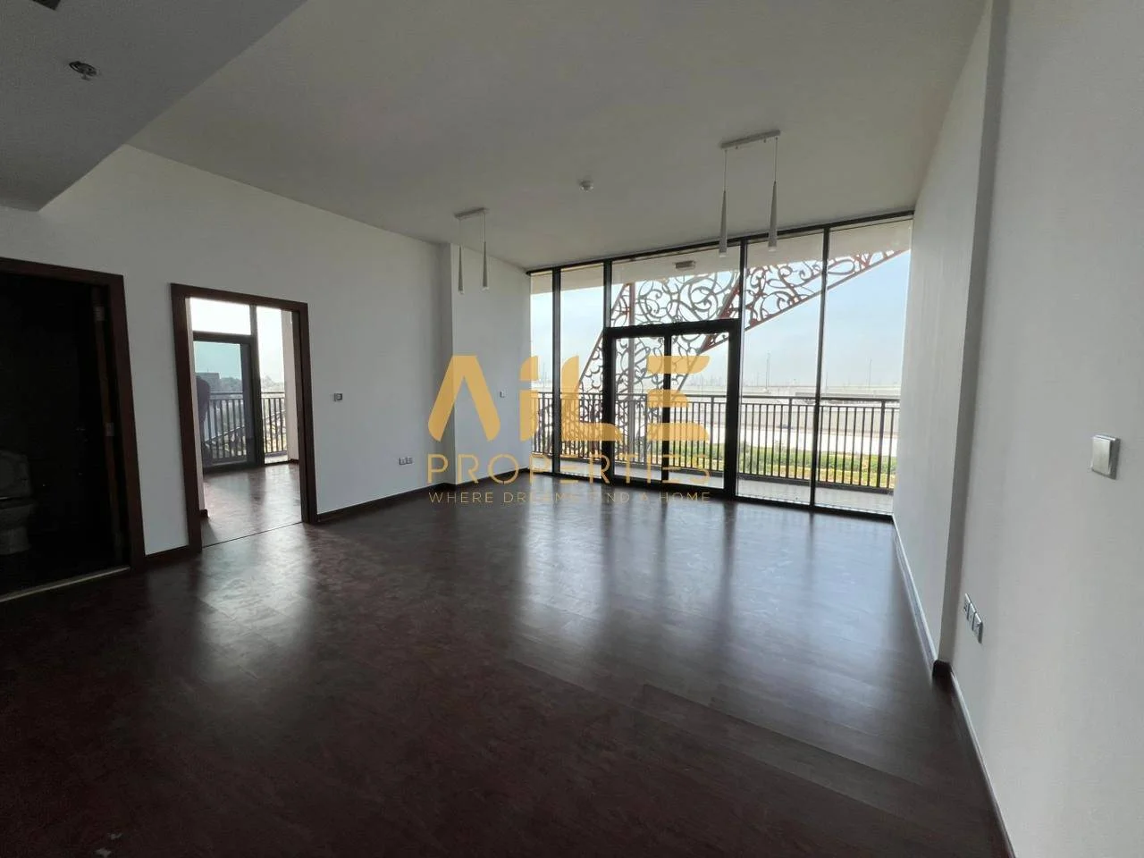 Spaces 2BHK / Bright Unit / Dubai Skyline View / Park Facing  by  Binghatti in National Bonds Jewels, Dubai - Image 7